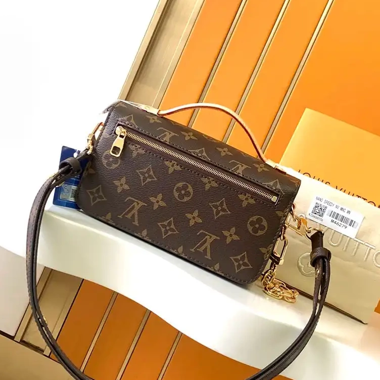 Fashionrepsfam ru Bags 2409YA0058 LV 0714